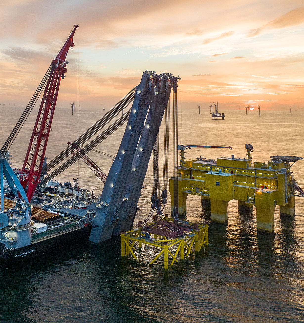Installation d'une plateforme HVDC en mer du nord